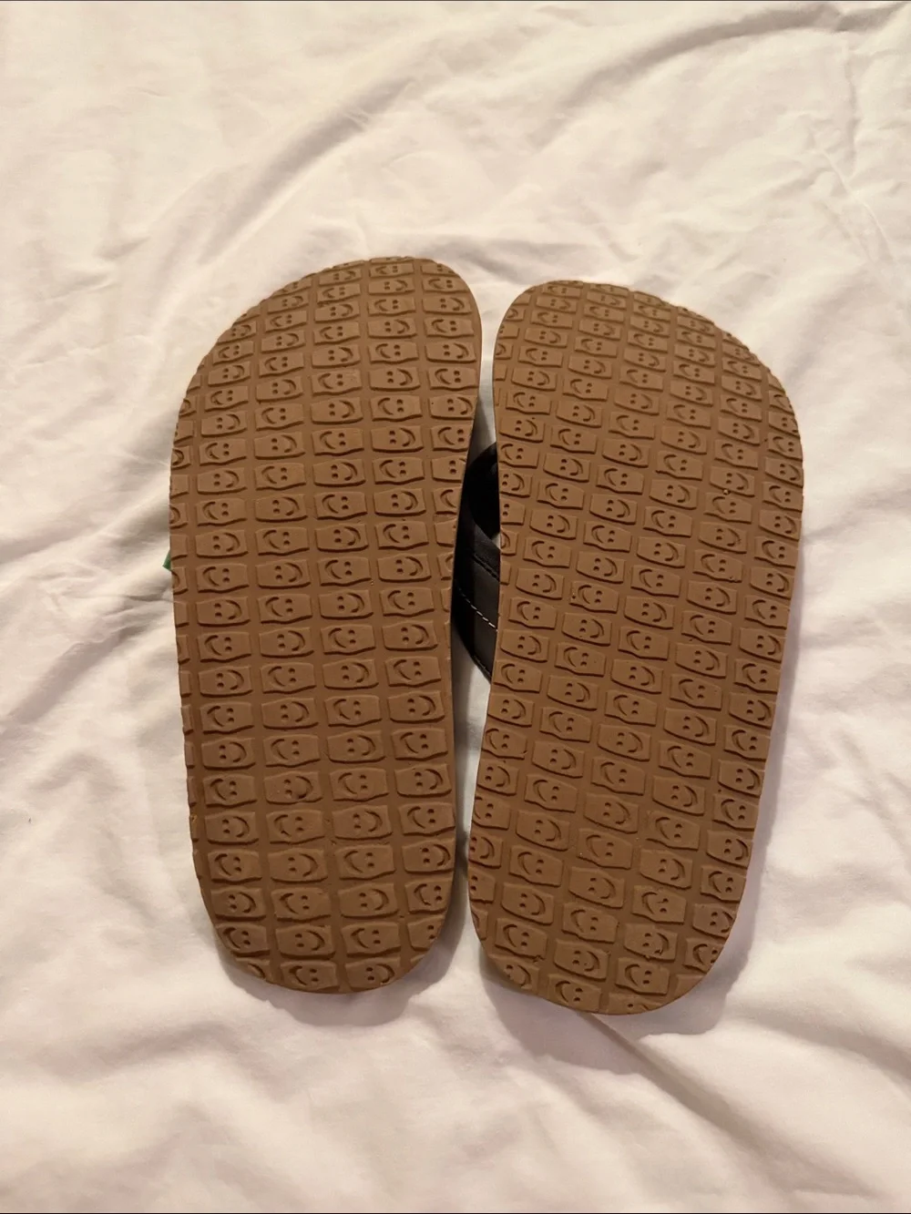 Sanuk Dark Gray Flip Flop Sandals with Green Logo Accent